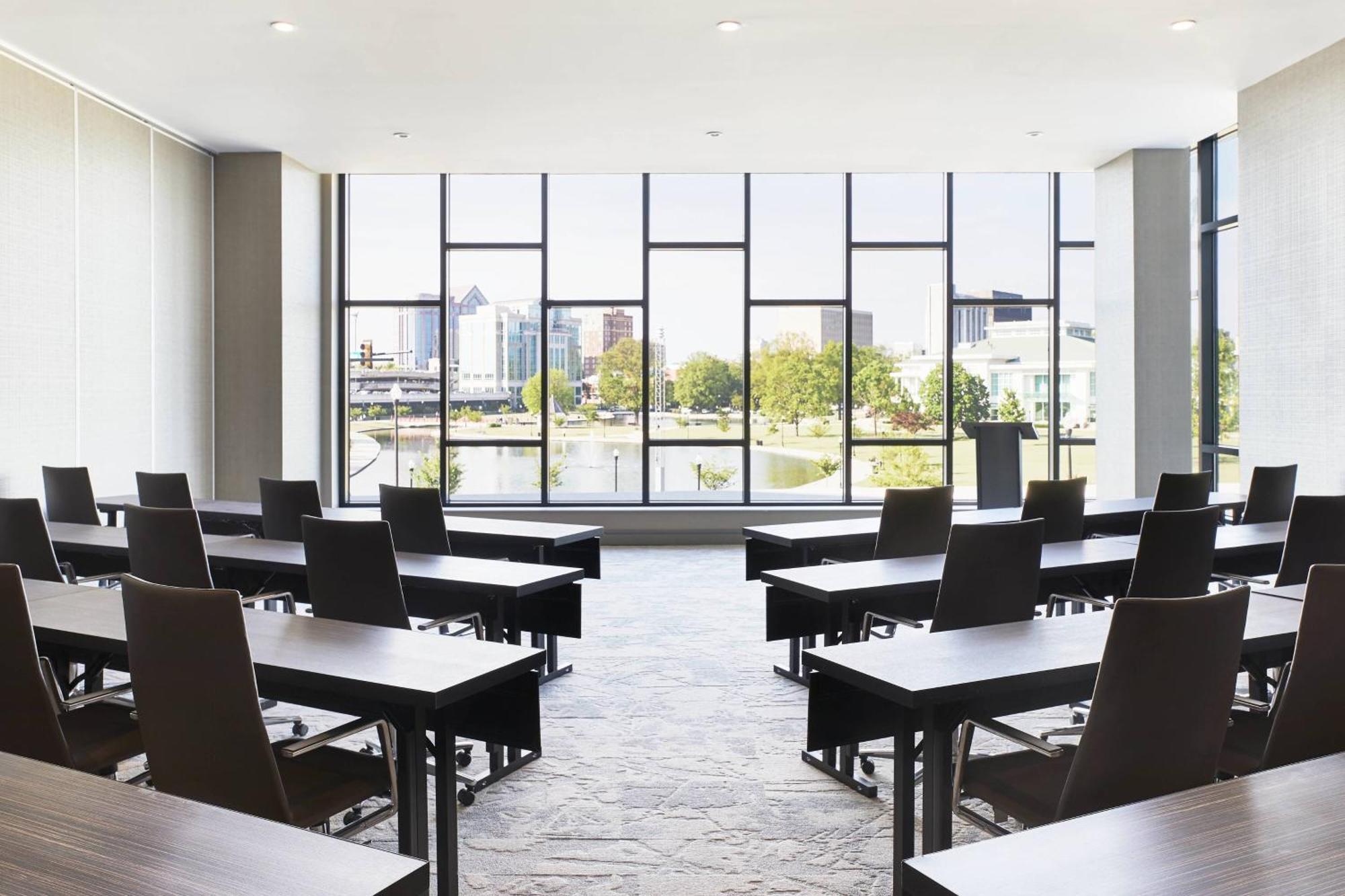 Ac Hotel By Marriott Huntsville Downtown Bagian luar foto